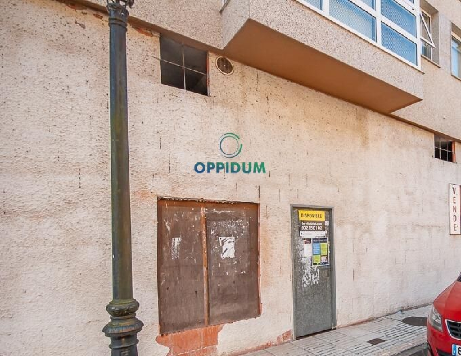  te koop bedrijfsruimte A Lamestrega Betanzos 6