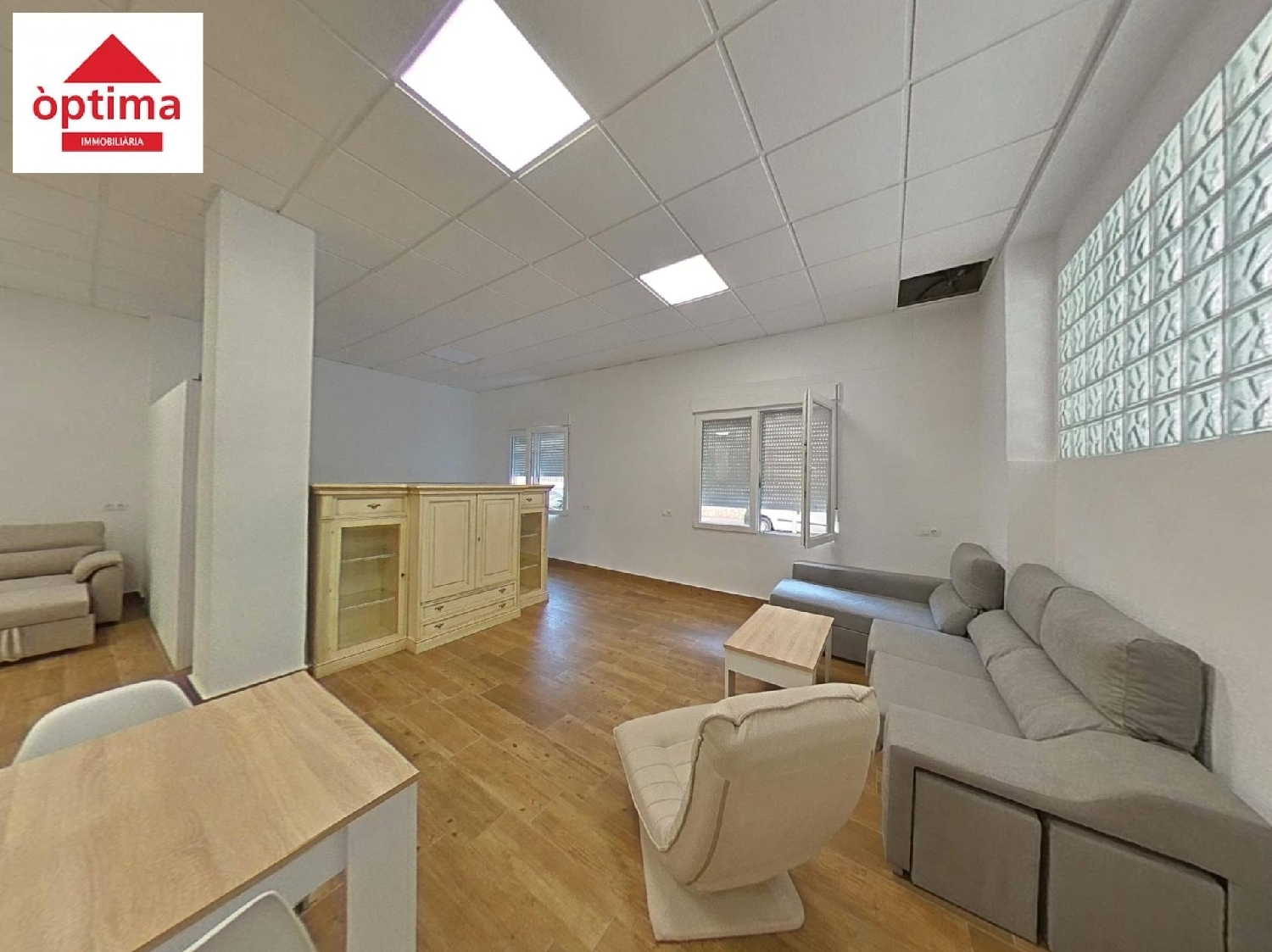  en venta local Barriada Les Tres Creus Bages 4