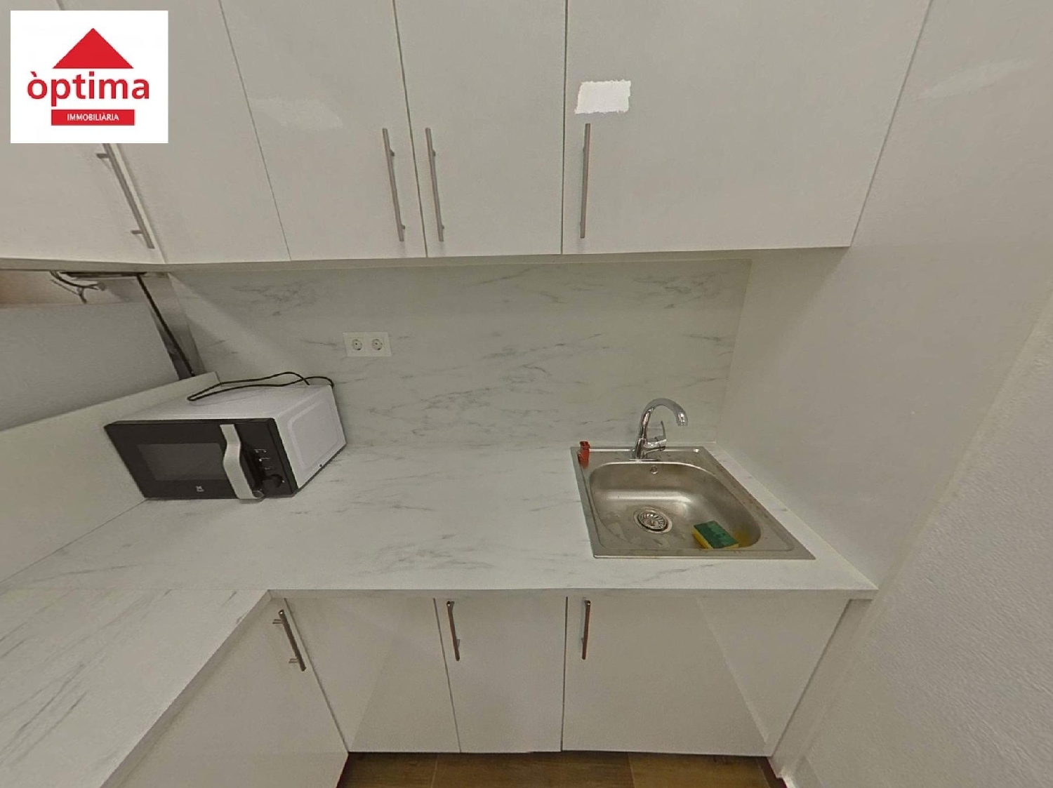  en venta local Barriada Les Tres Creus Bages 8