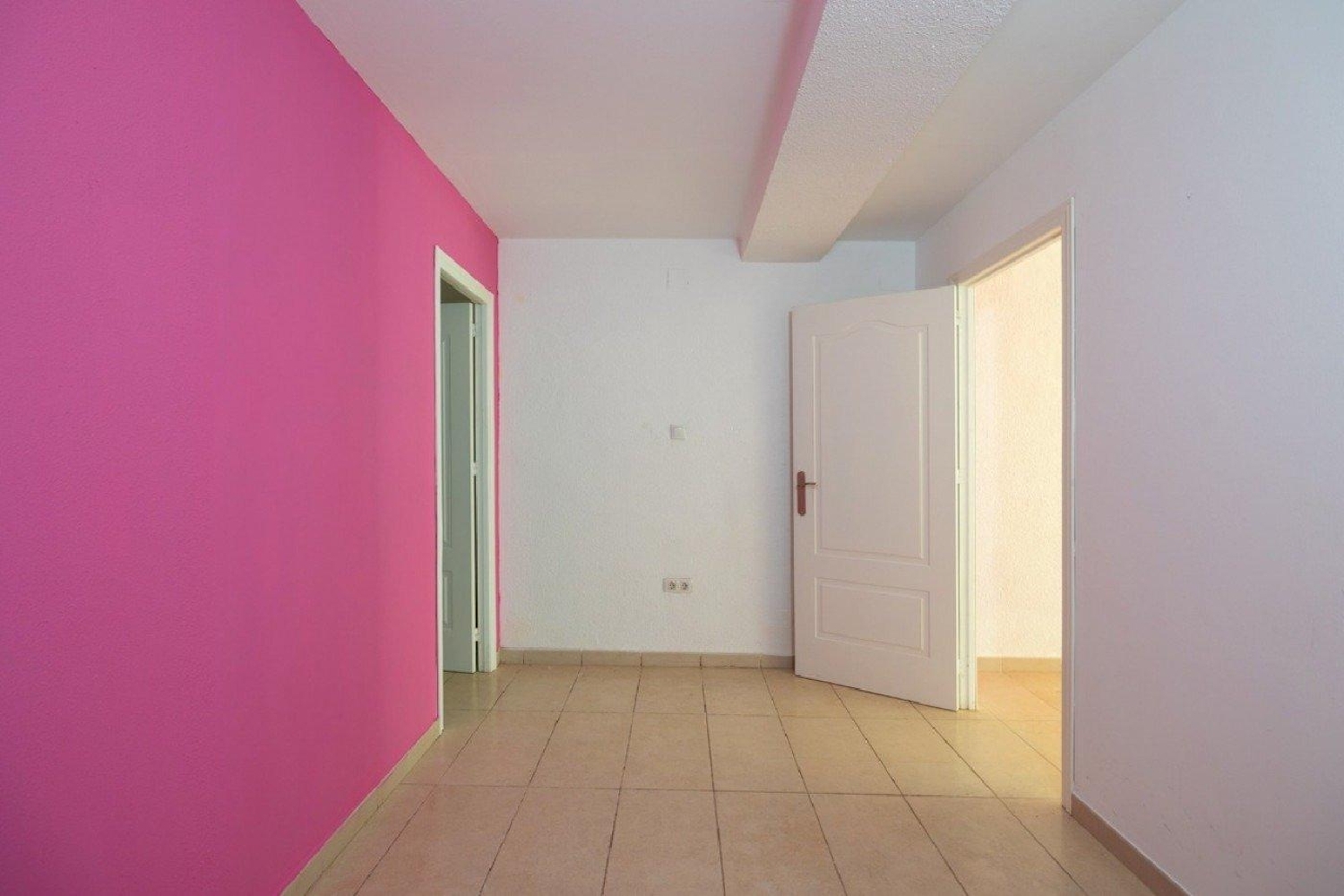  te koop bedrijfsruimte Barrio De Granada Alacantí 8