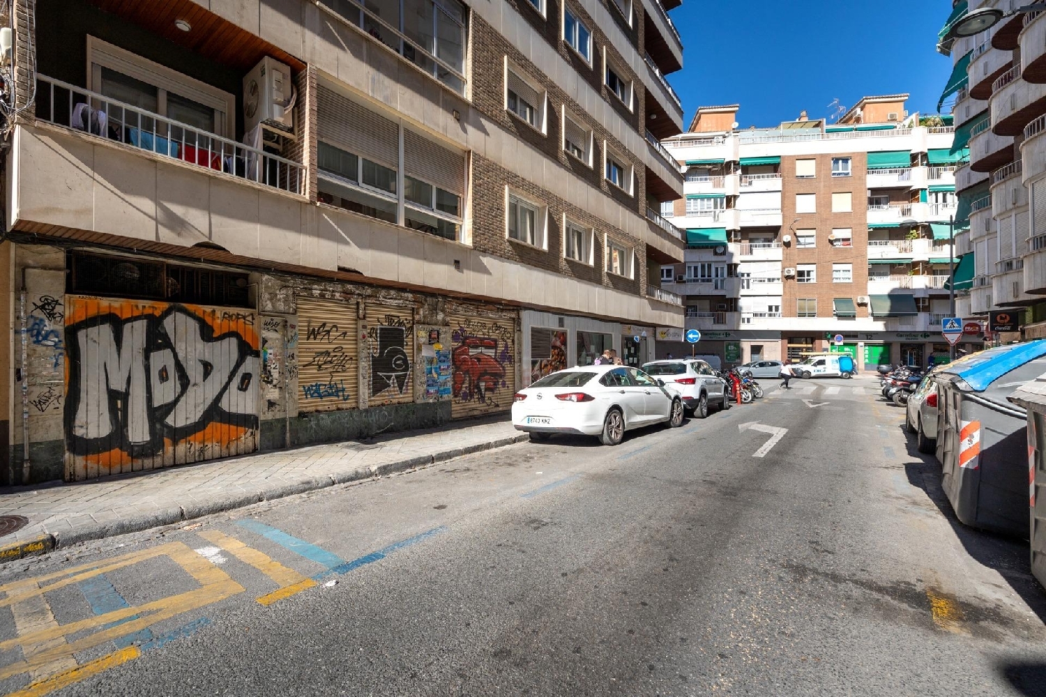  till salu lokal Barrio De Granada Alacantí 1