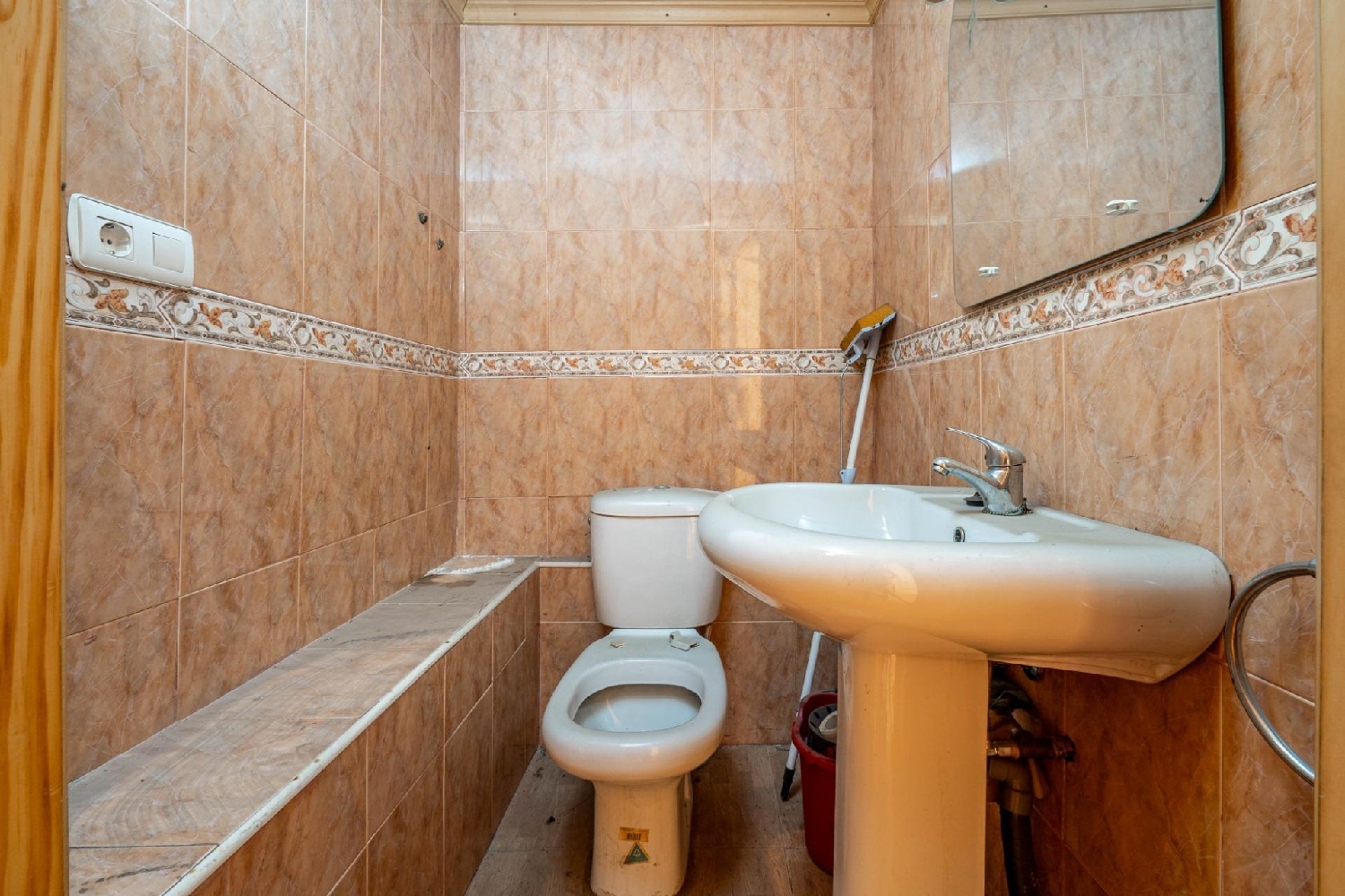  for sale commercial premise Barrio De Granada Alacantí 8