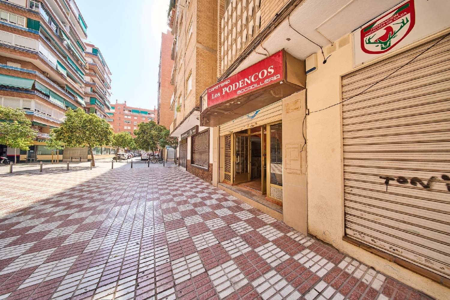 till salu lokal Barrio De Granada Alacantí 3