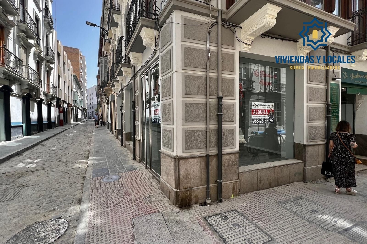 à vendre local commercial Barrio De Granada Alacantí 2