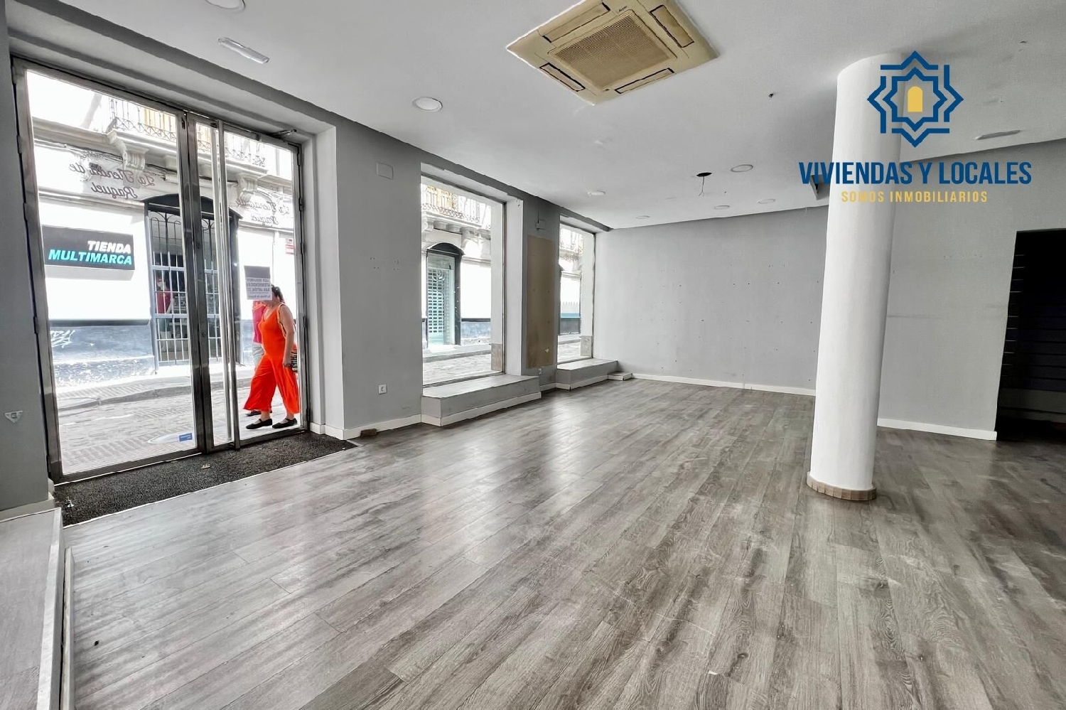  en venta local Barrio De Granada Alacantí 5