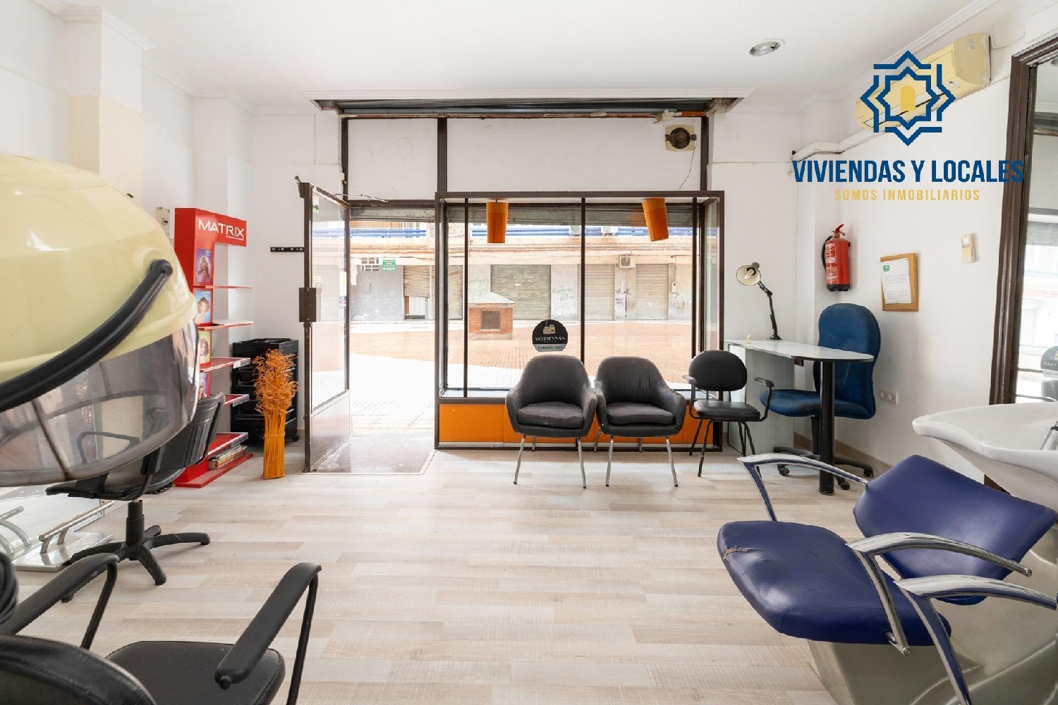  en venta local Barrio De Granada Alacantí 1