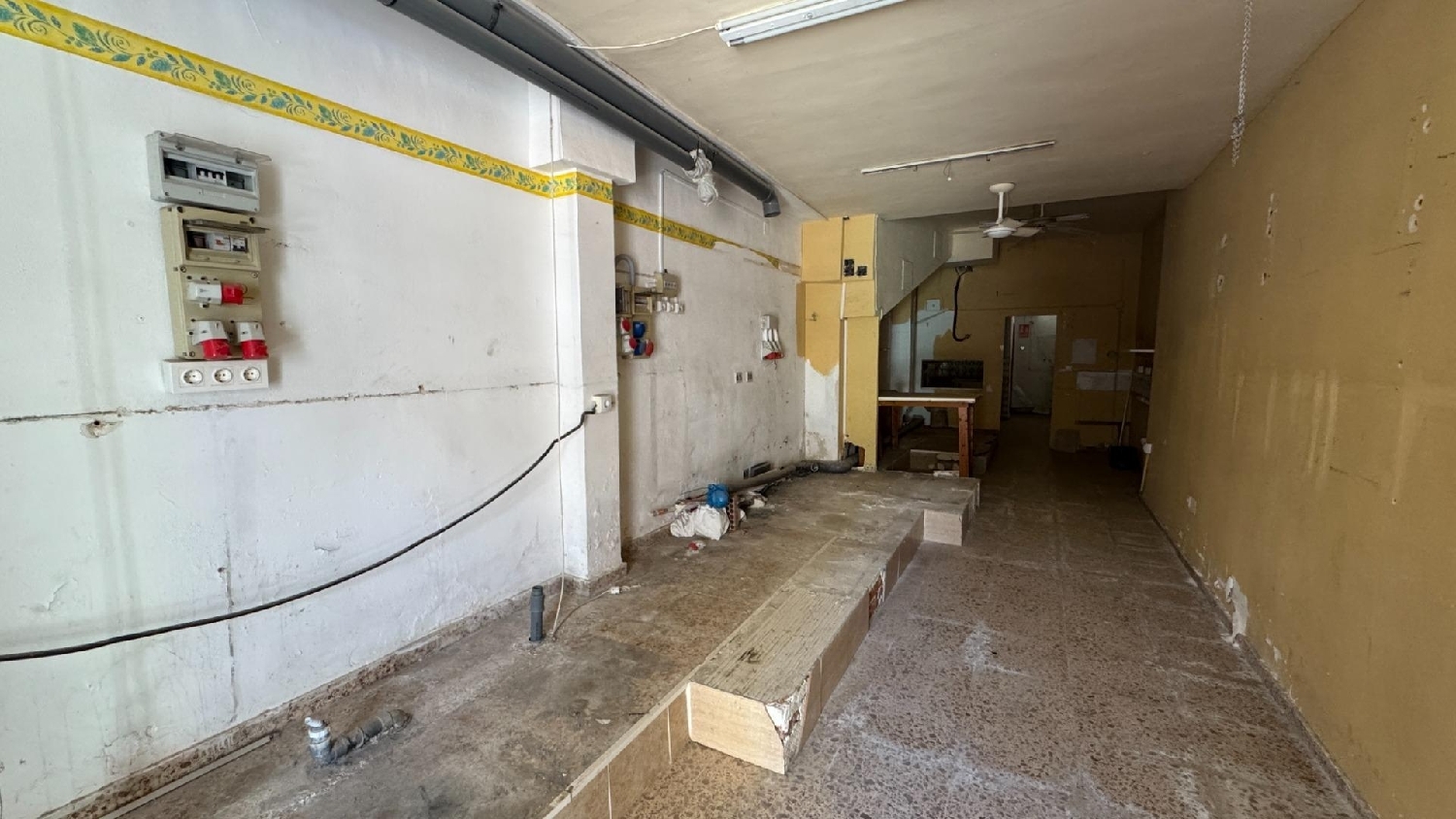  till salu lokal Benidorm Marina Baixa 3