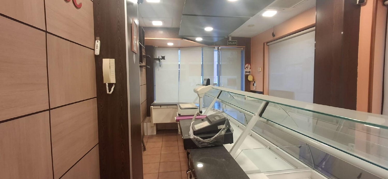 à vendre local commercial Benidorm Marina Baixa 2