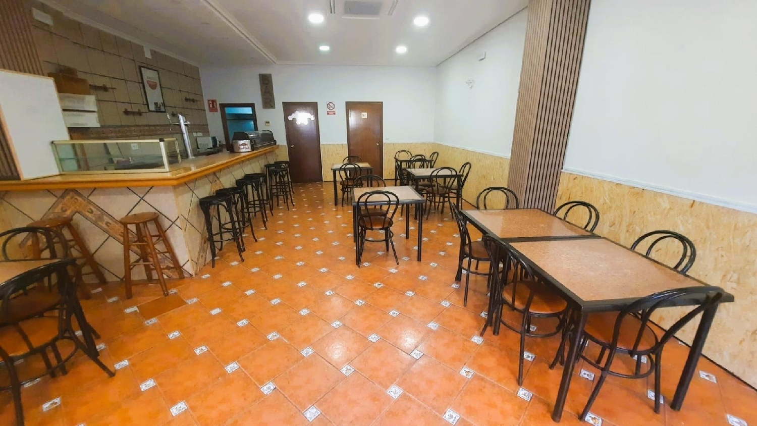 for sale commercial premise Burjassot Horta Nord 3