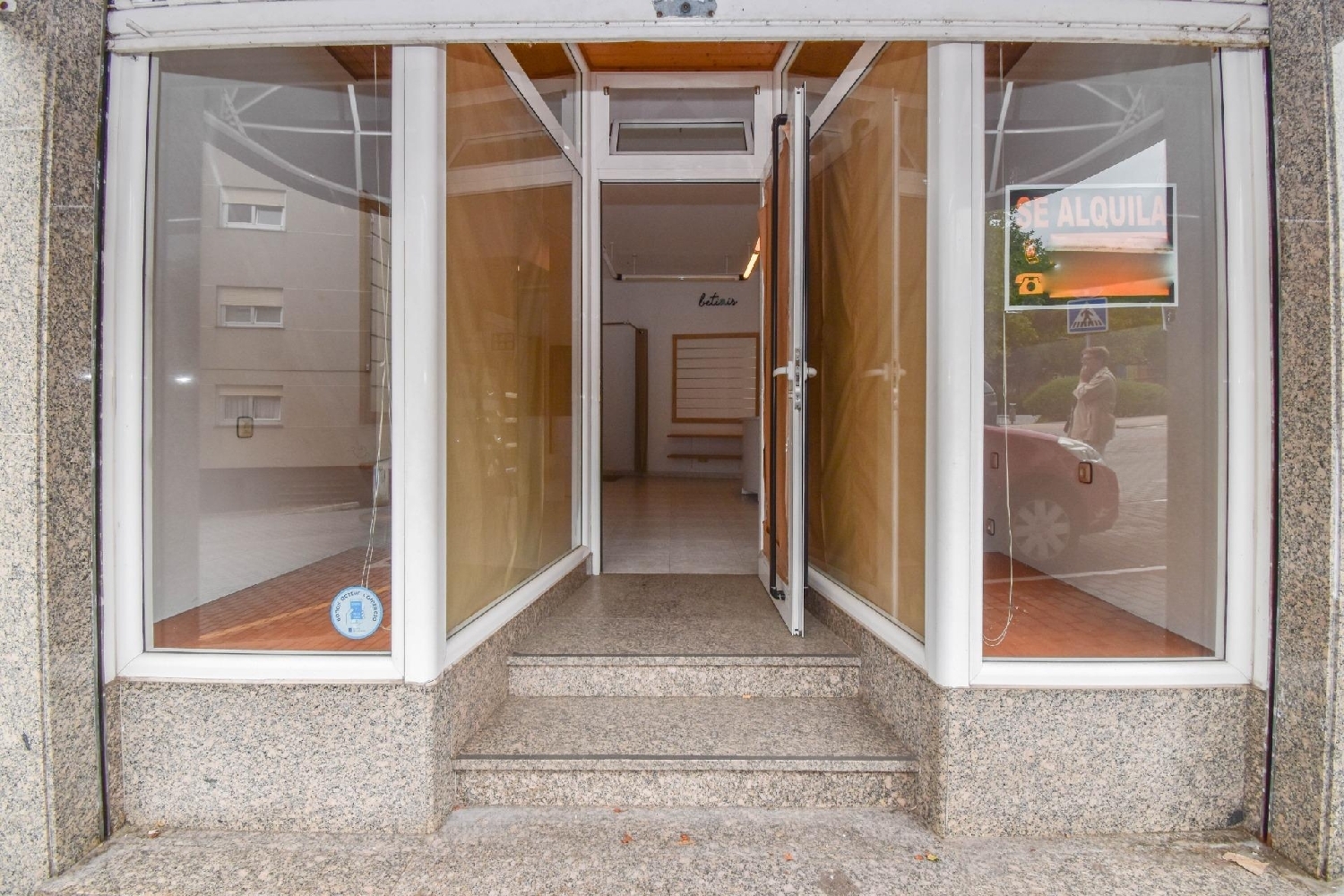  for sale commercial premise Cambre Bergantiños 4