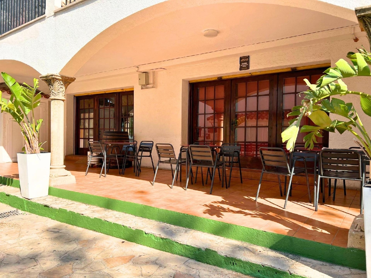  till salu lokal Cambrils Solsonès 1