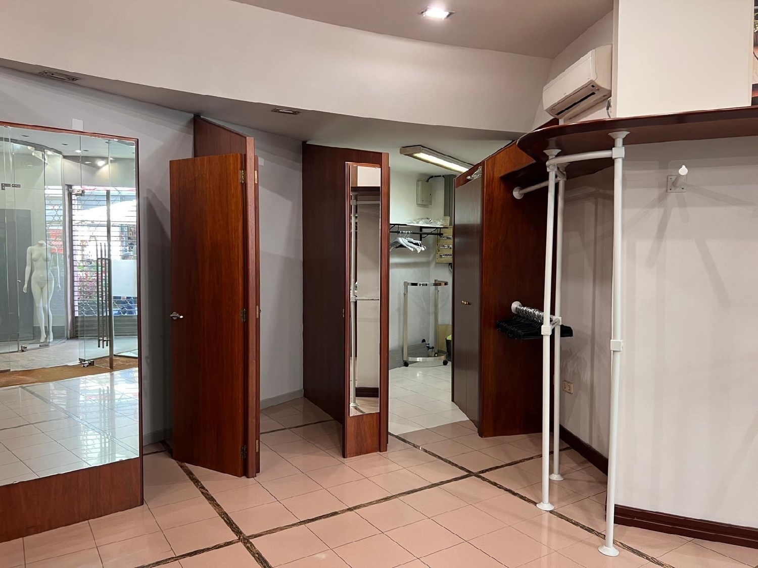  à vendre local commercial Figueres Alt Empordà 8