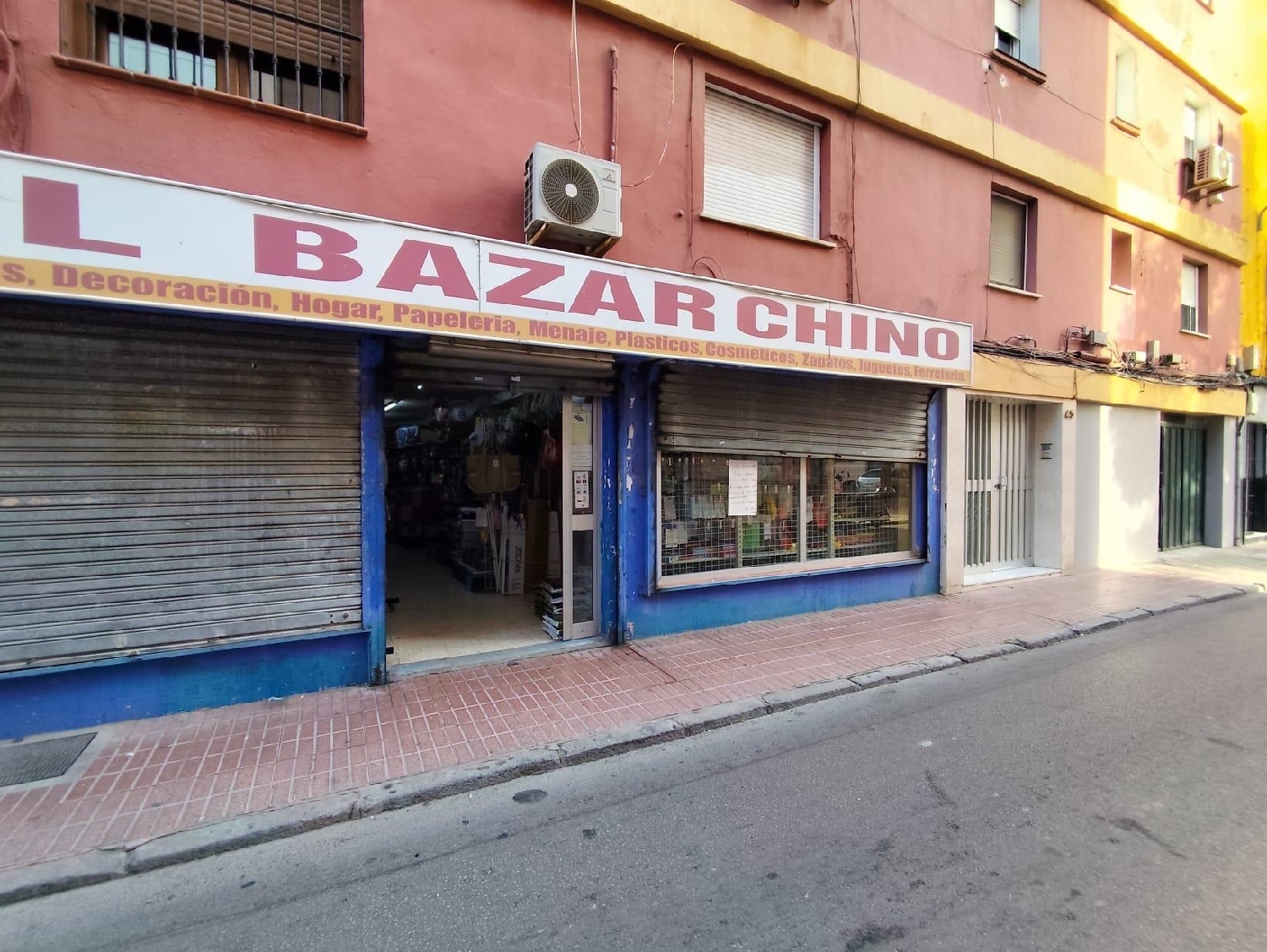  en venta local La Linea De La Concepcion Campo De Gibraltar 1