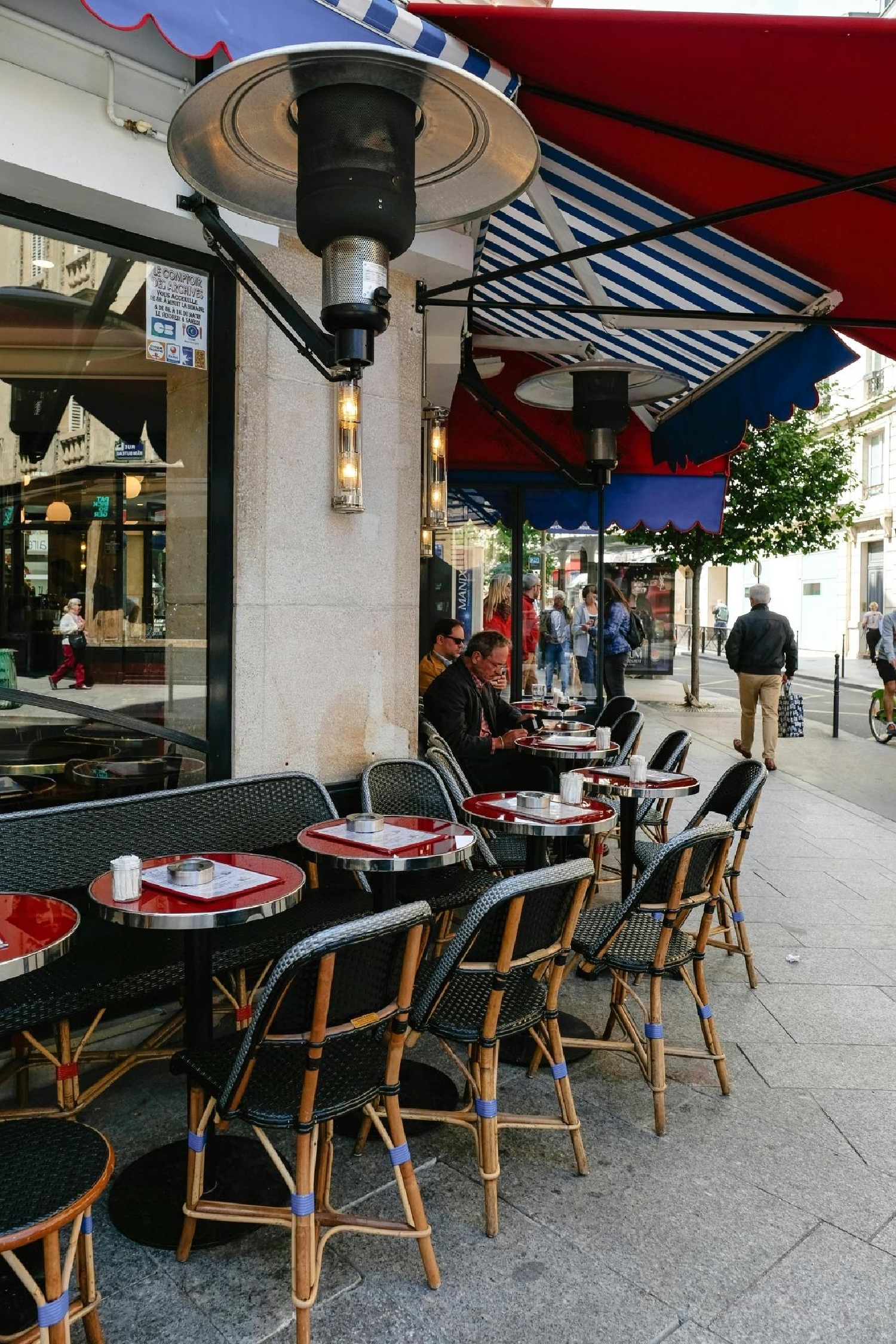  for sale commercial premise Maroñas Noya 2