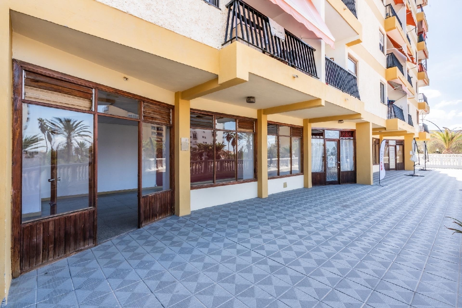  for sale commercial premise Maroñas Noya 6