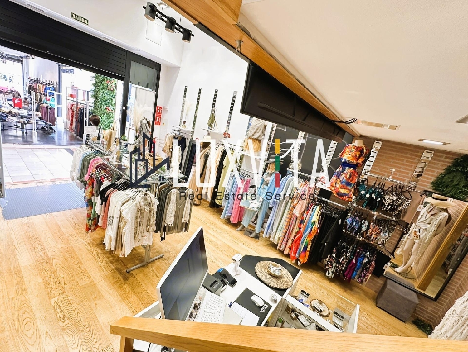  for sale commercial premise Maroñas Noya 6