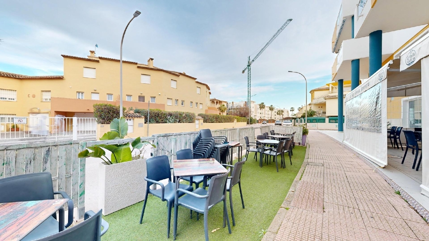 for sale commercial premise Oliva Safor 2