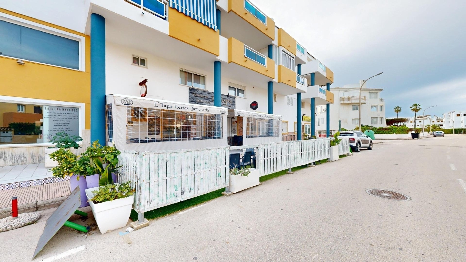 for sale commercial premise Oliva Safor 3