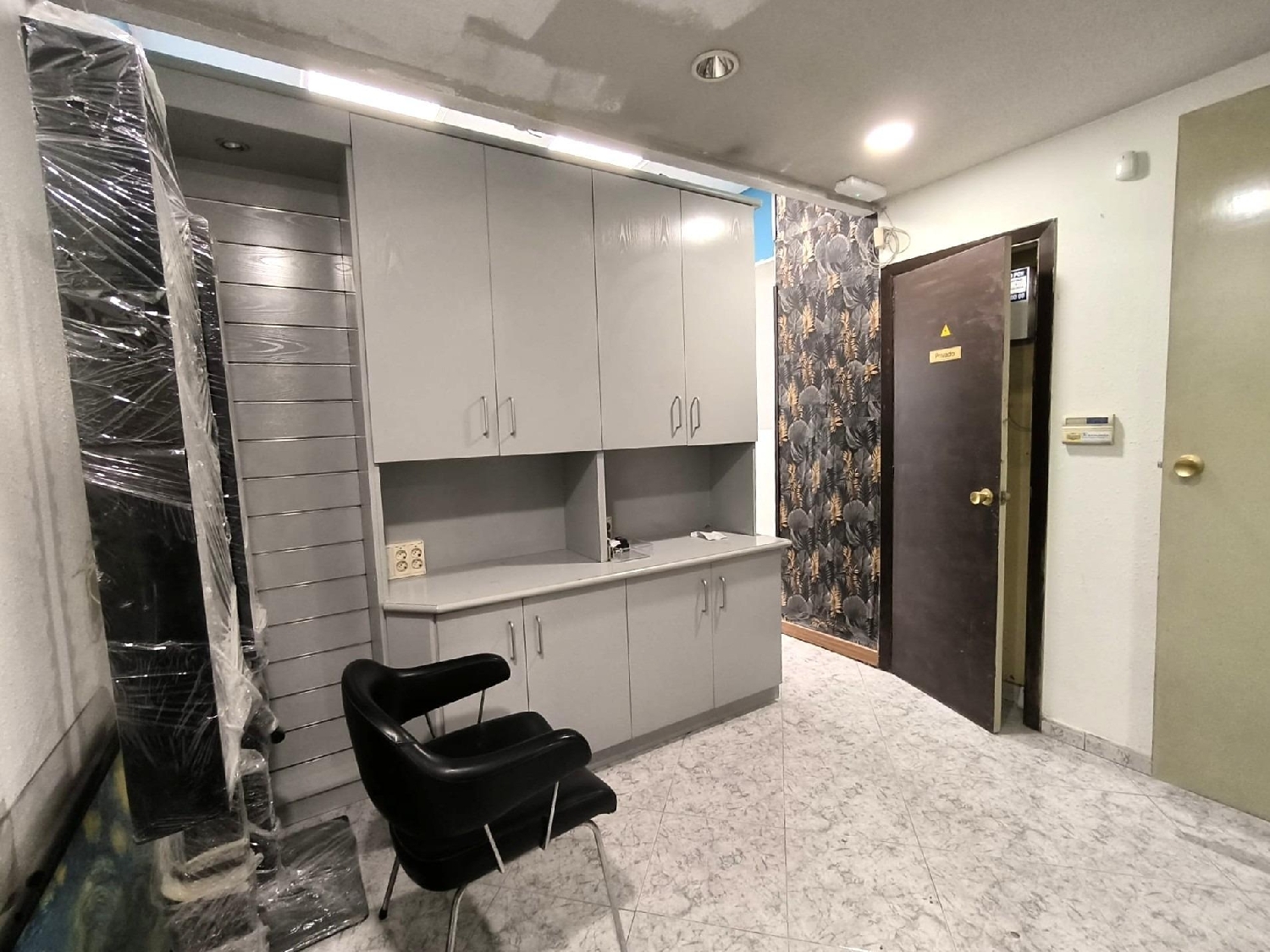  for sale commercial premise Oviedo Centro 33009 Oviedo 7