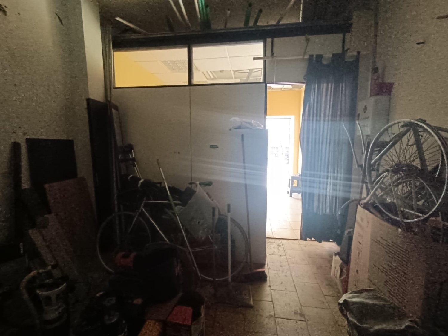  à vendre local commercial Sevilla La Nueva Sur 5