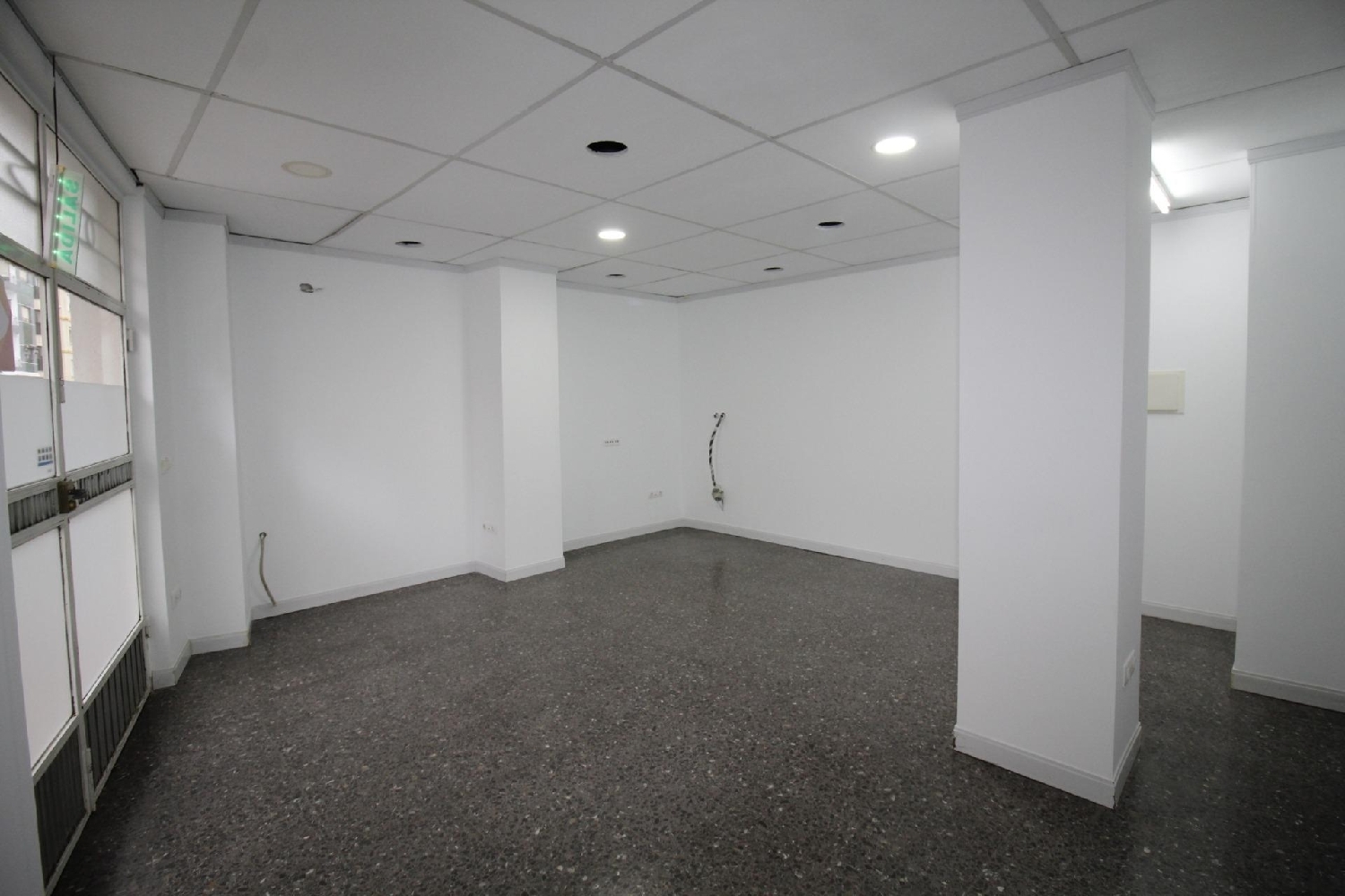  till salu lokal Tavernes De La Valldigna Safor 3