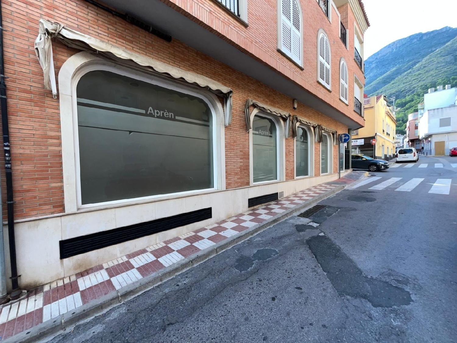 for sale commercial premise Tavernes De La Valldigna Safor 2