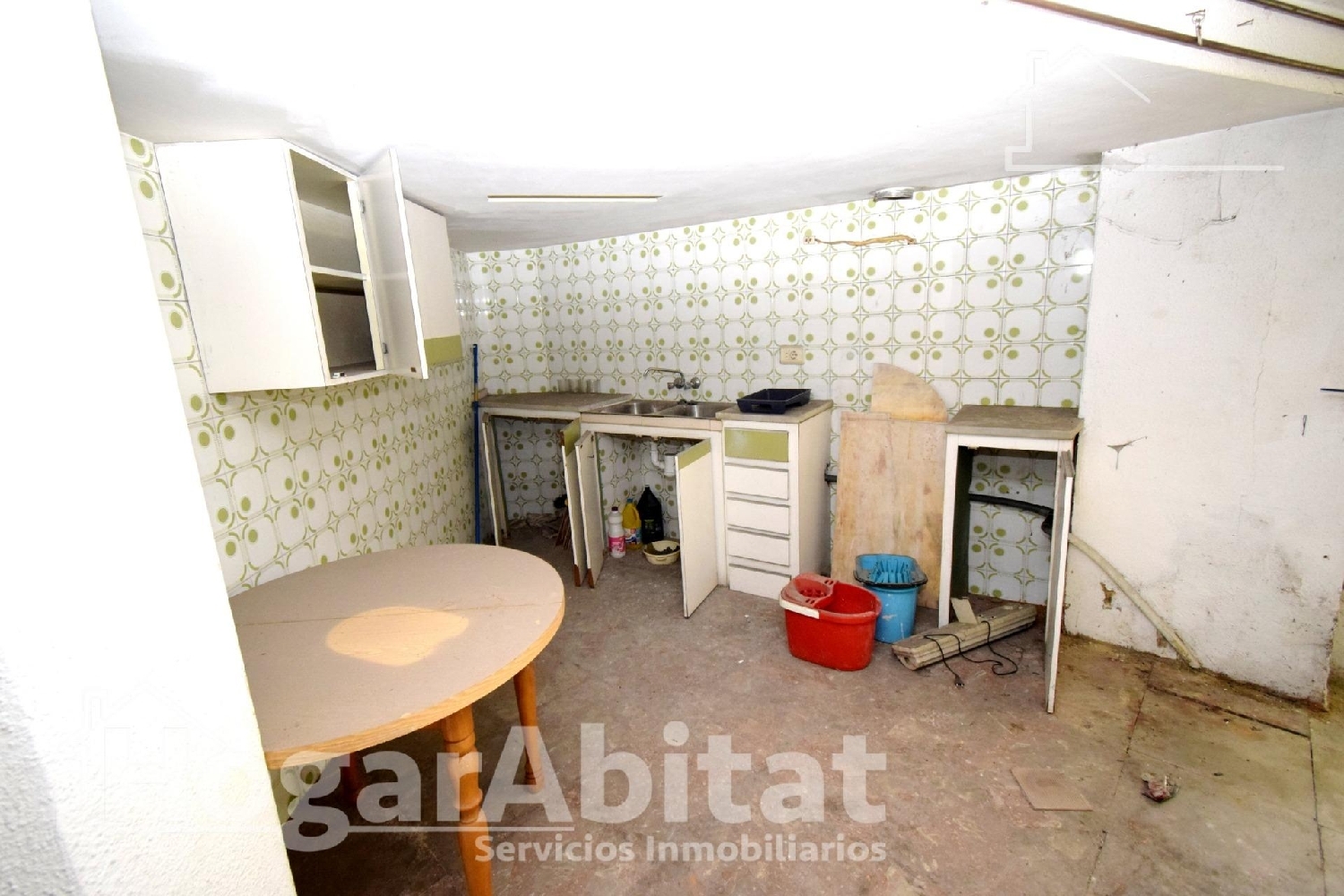  till salu lokal Valencia De Las Torres Campiña Sur 6