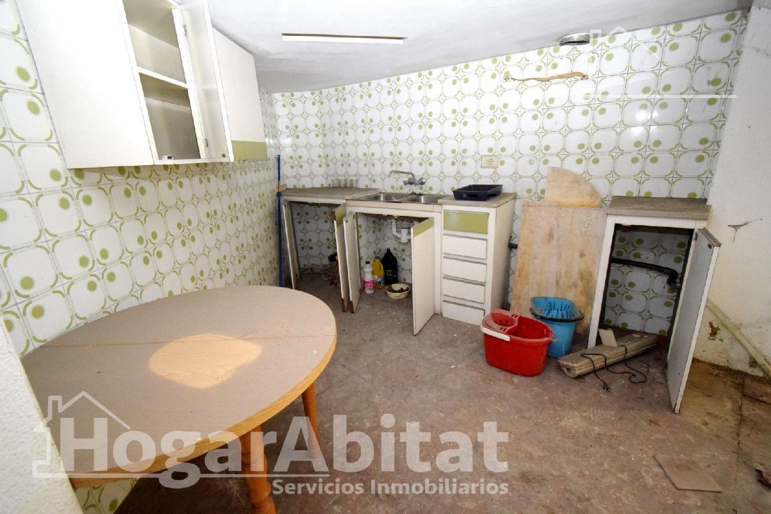 till salu lokal Valencia De Las Torres Campiña Sur 5