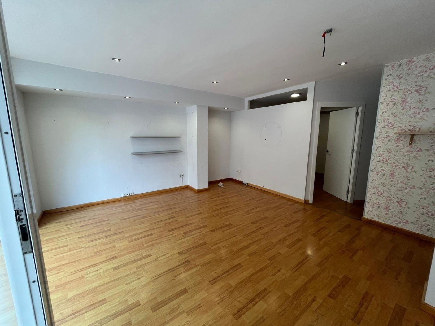  for sale commercial premise Xeraco Safor 2