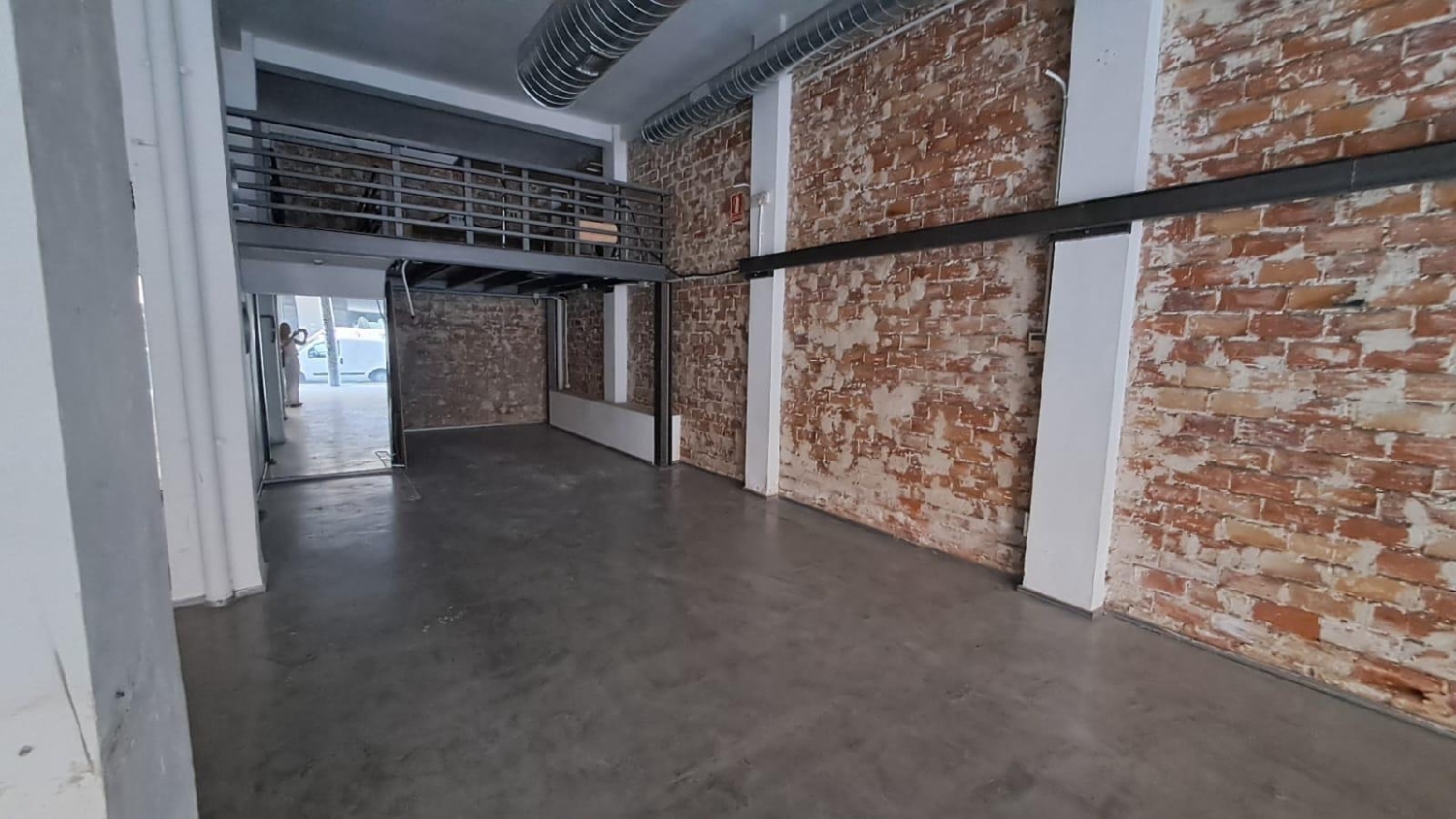  te koop bedrijfsruimte Zaragoza Centro 50004 D.C. Zaragoza 2