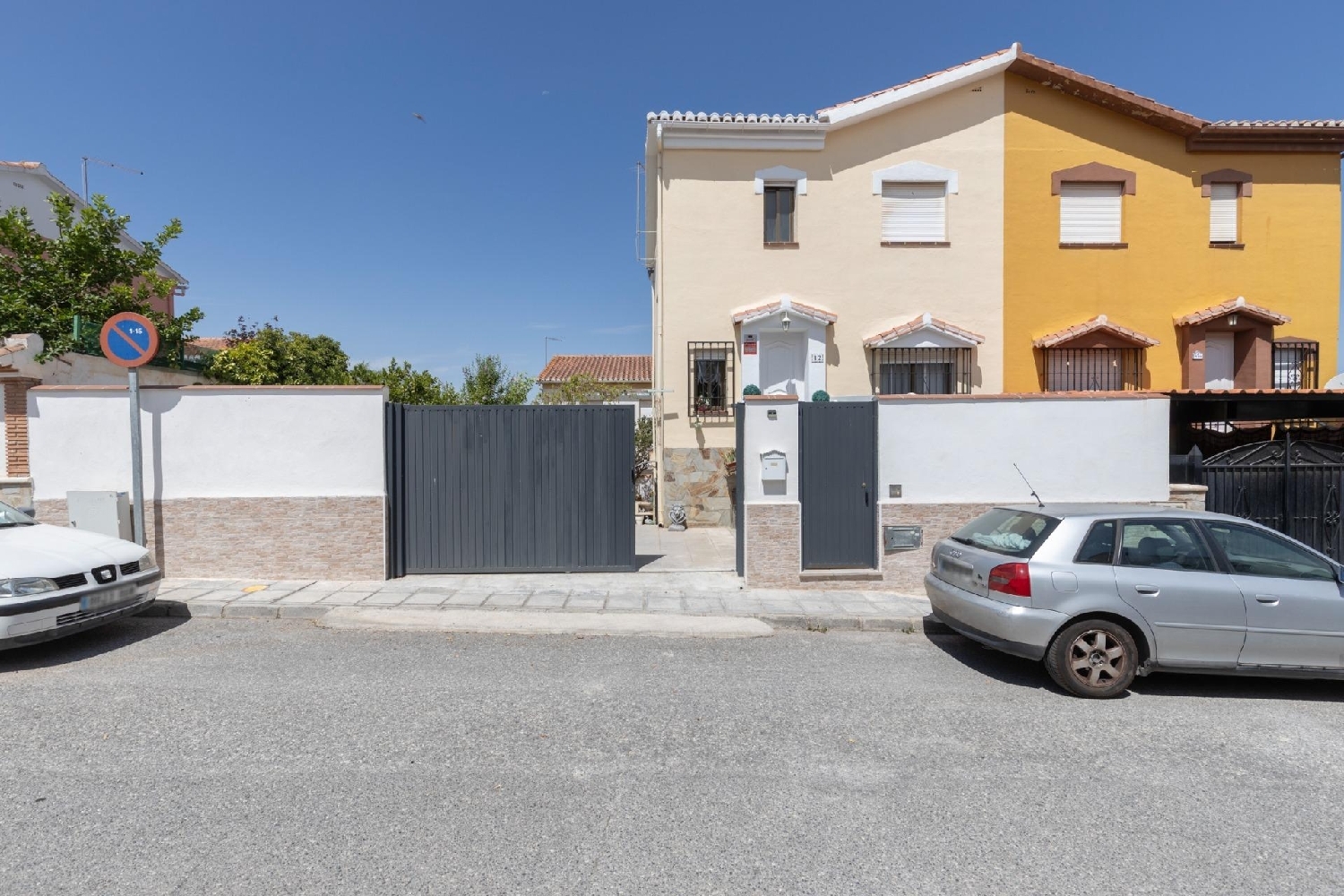 for sale semi-detached house Gójar Vega De Granada 2