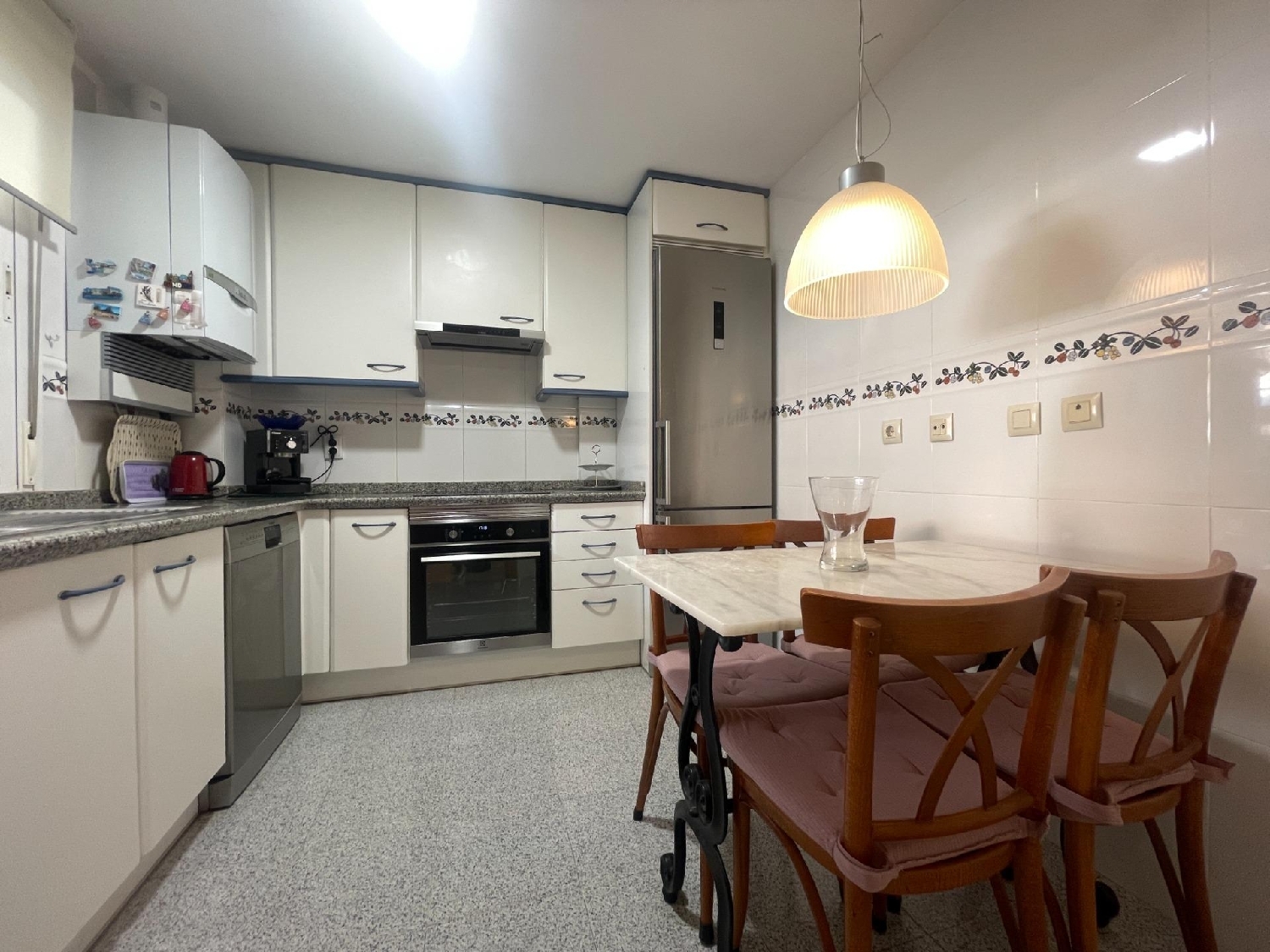  te koop twee-onder-een-kapwoning Rivas Eume 7