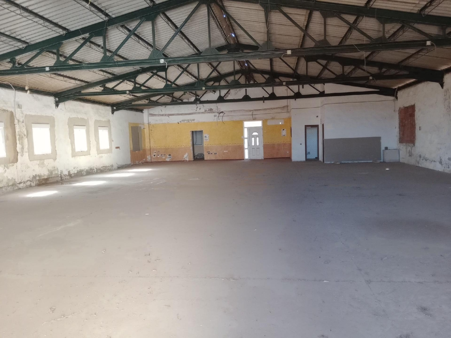  te koop winkel Comunión Añana 6