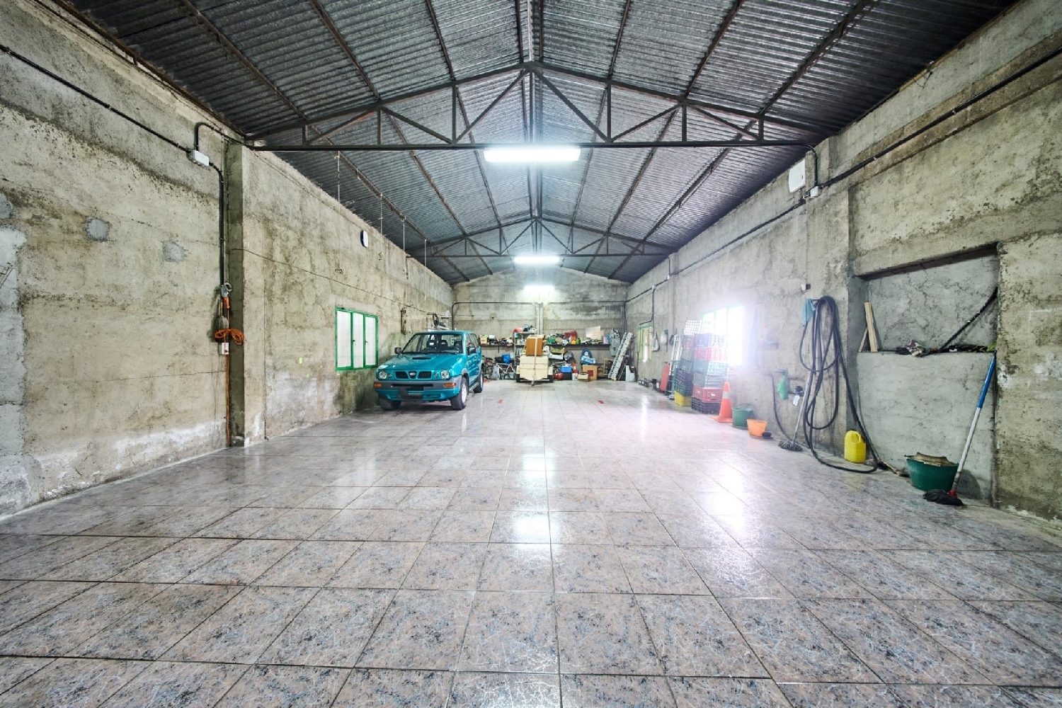  en venta comercio Pinos Puente Vega De Granada 2
