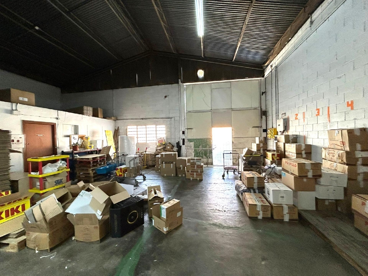  à vendre boutique Sevilla La Nueva Sur 4