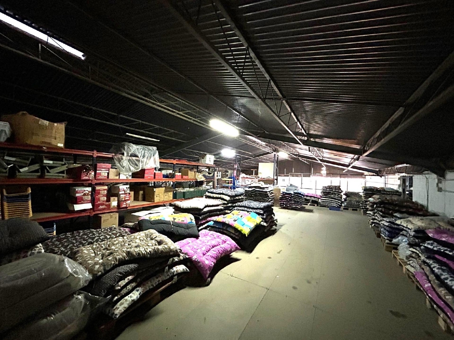 à vendre boutique Sevilla La Nueva Sur 2