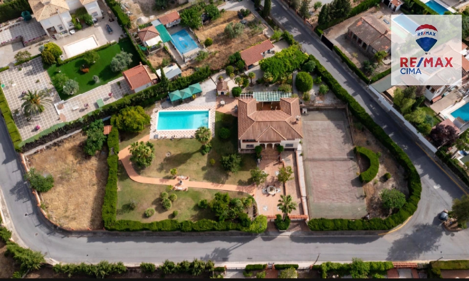  for sale villa Otura Vega De Granada 2