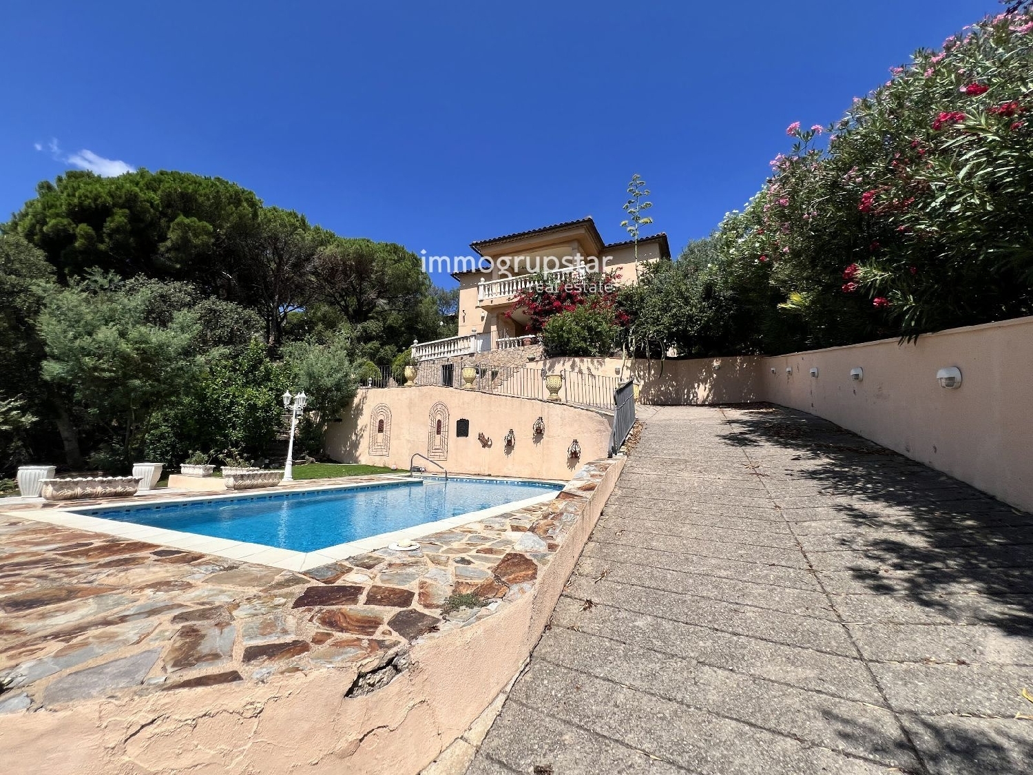 en venta chalet Santa Cristina D'aro Baix Empordà 2