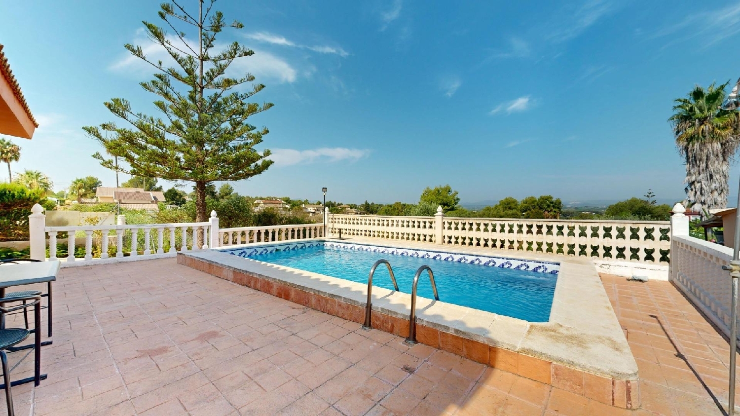  te koop villa Torrente Coruña 1