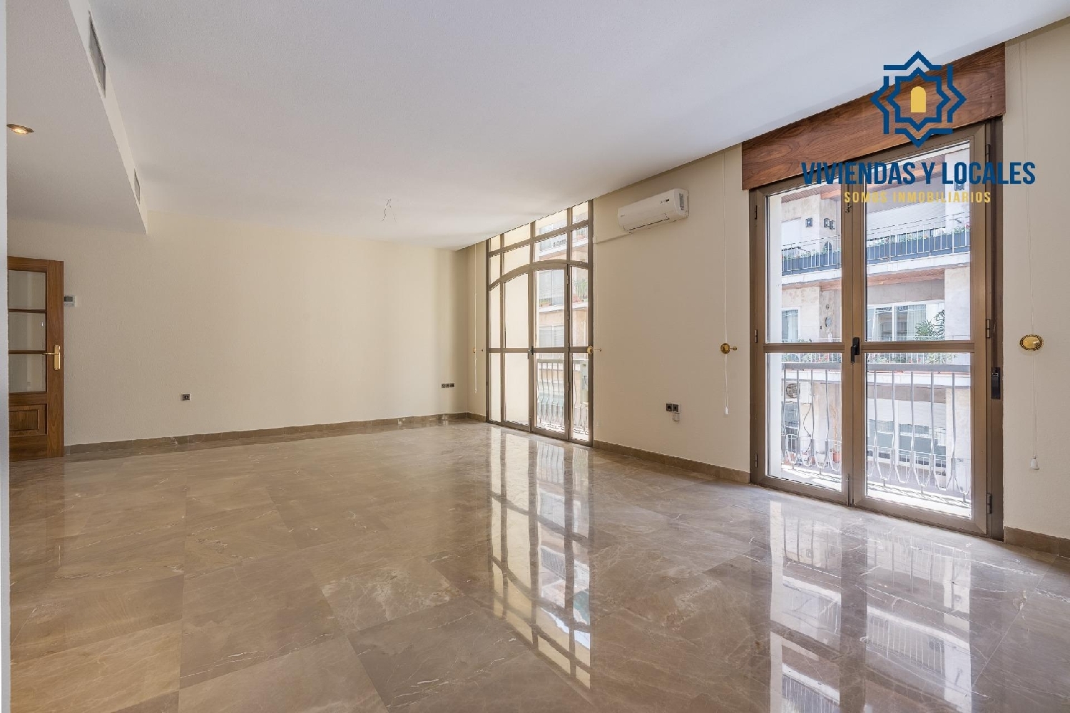 till salu lägenhet Barrio De Granada Alacantí 3