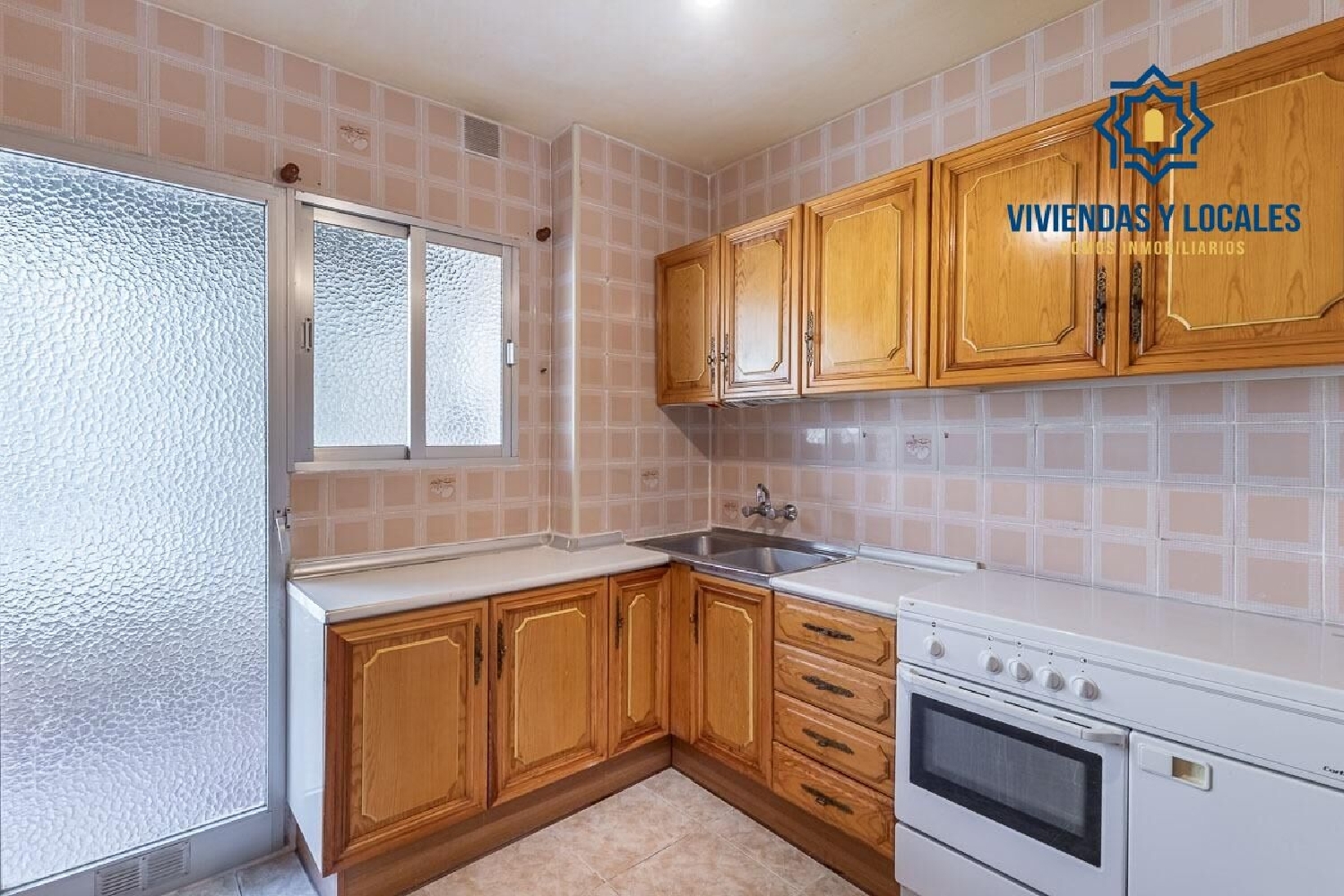  till salu lägenhet Barrio De Granada Alacantí 8