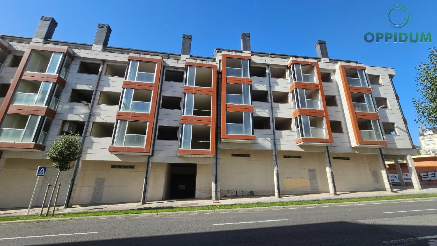  till salu byggnad Carballo Bergantiños 3
