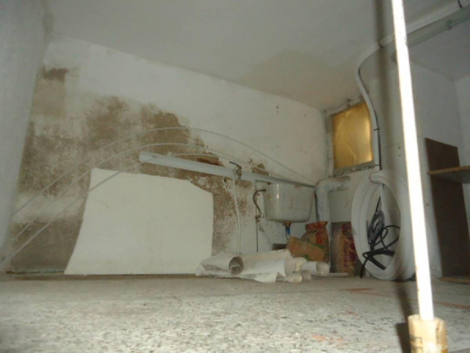  till salu byggnad Manresa Bages 4