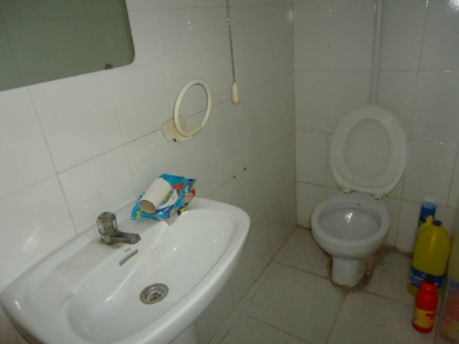  till salu byggnad Manresa Bages 6