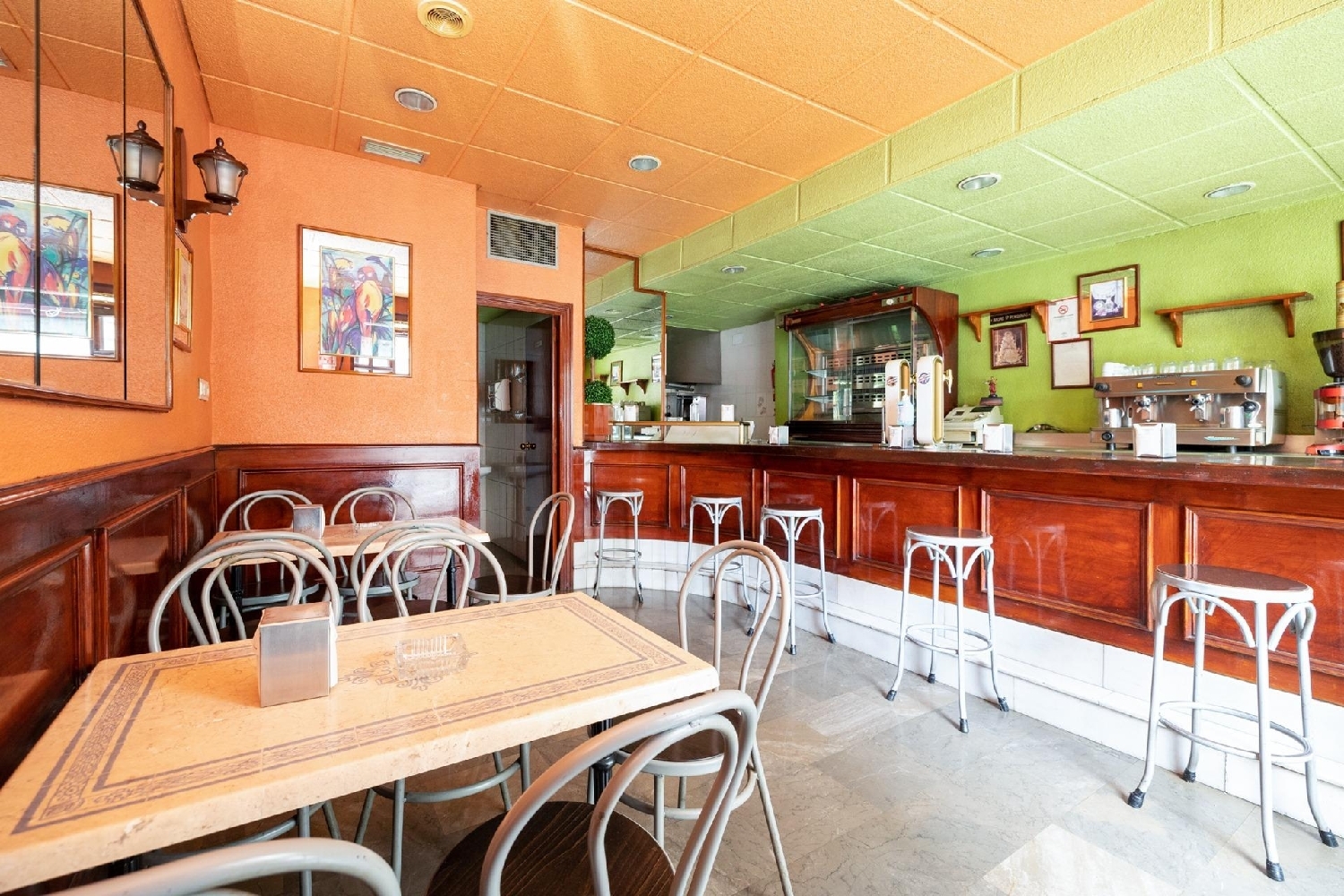  for sale commercial Barrio De Granada Alacantí 7