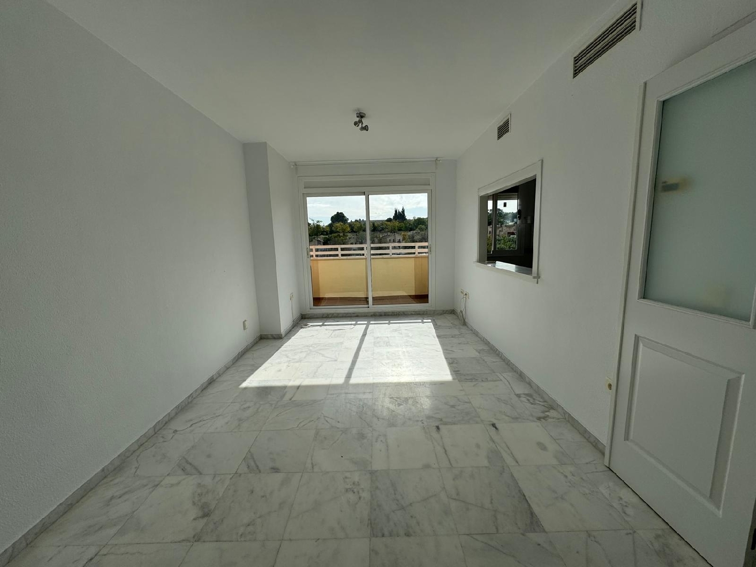  en venta local comercial Camas Metropolitana De Sevilla 6