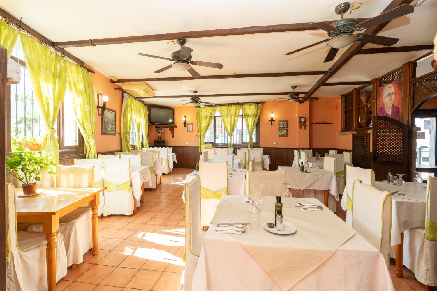  te koop bedrijfsruimte/ kantoor Castell De Ferro Costa Tropical 5