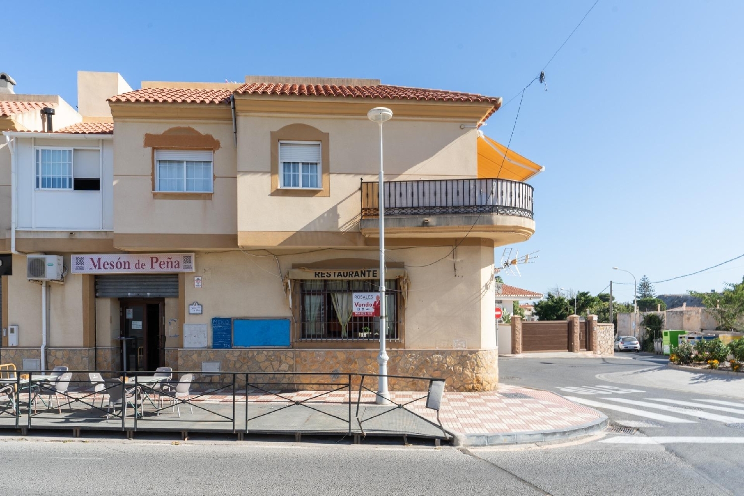  te koop bedrijfsruimte/ kantoor Castell De Ferro Costa Tropical 2