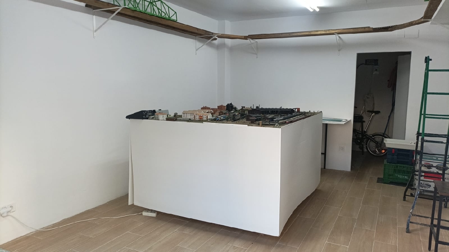  te koop bedrijfsruimte/ kantoor Sevilla La Nueva Sur 5