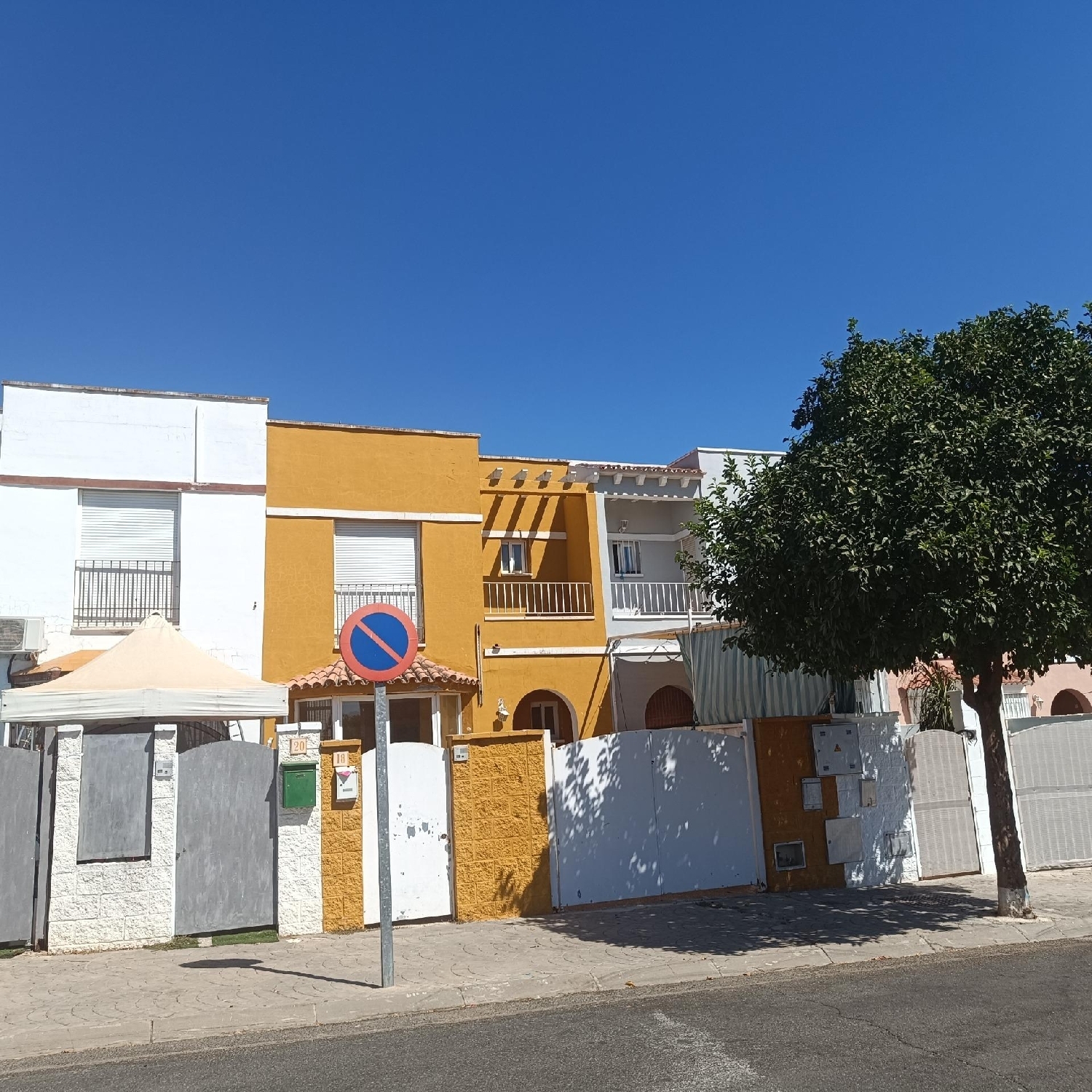  till salu hus Gerena Sierra Norte 3